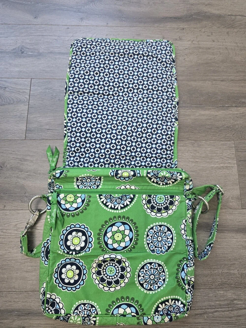 Vera Bradley Quilted Mailbag Crossbody Cupcake Green Floral Paisley Pattern